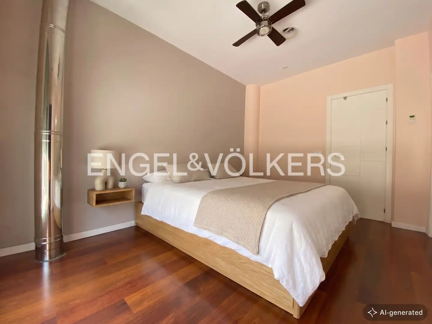 Schlafzimmer von Haus oder Chalet zur Miete in Sevilla mit Klimaanlage, Heizung und Privatgarten