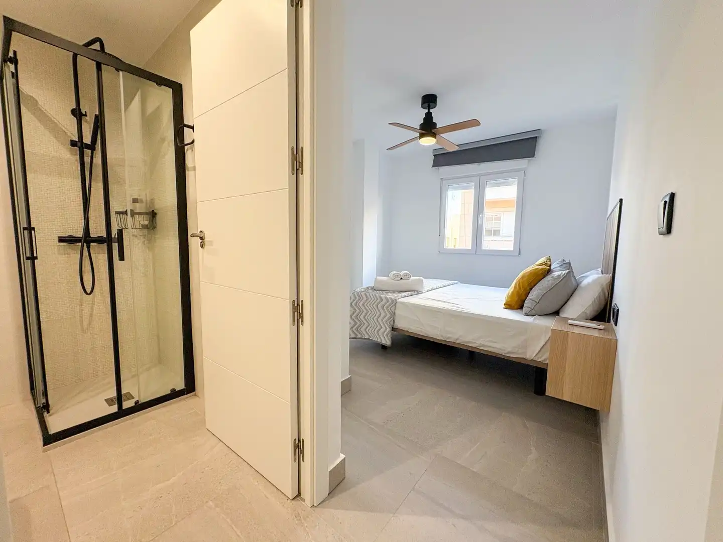 Schlafzimmer von Wohnung zum Verkauf in Torrevieja mit Klimaanlage, Heizung und Terrasse