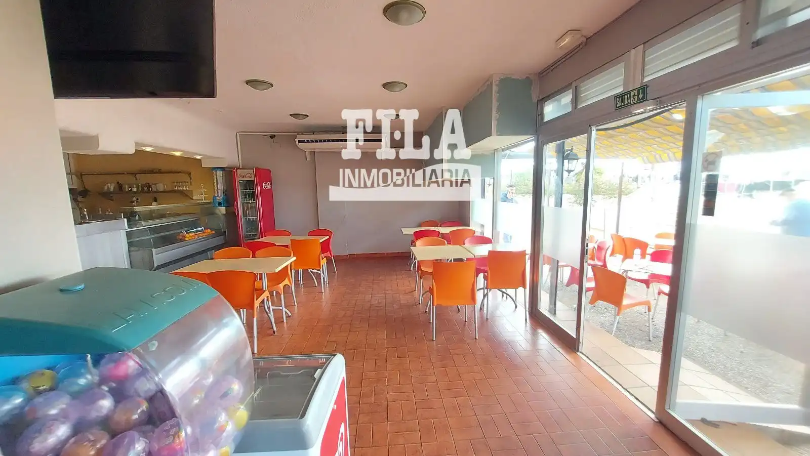 Geschaftsraum zum Verkauf in Calafell mit Klimaanlage und Terrasse