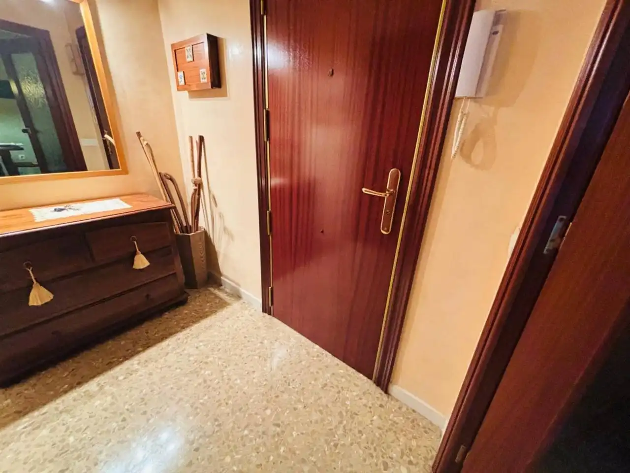Piso en venta en Vilanova i la Geltrú con Aire acondicionado, Calefacción y Terraza
