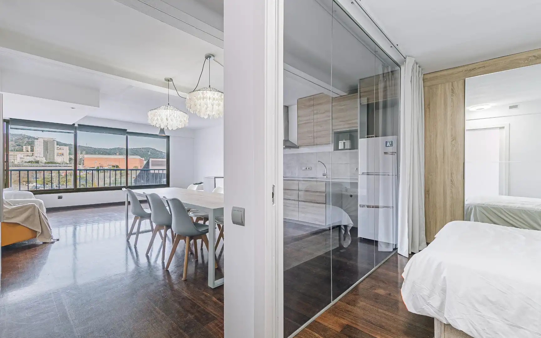 Schlafzimmer von Wohnung zum Verkauf in Barcelona mit Klimaanlage, Heizung und Möbliert