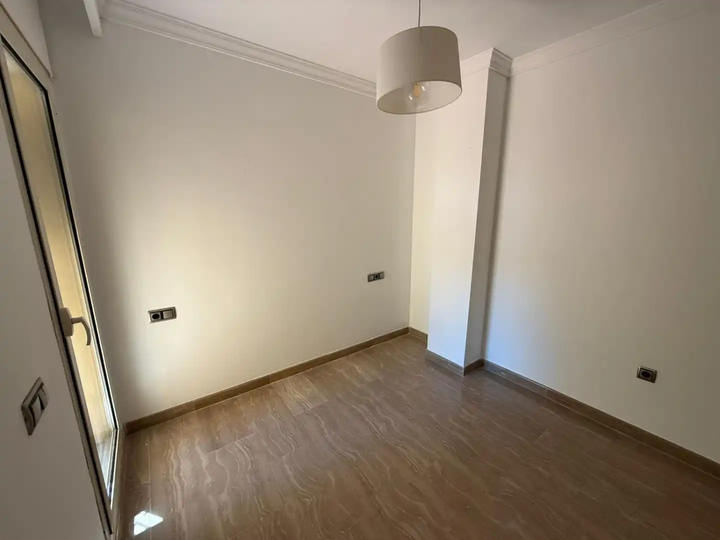 Piso en venta en Marbella con Calefacción, Terraza y Piscina comunitaria