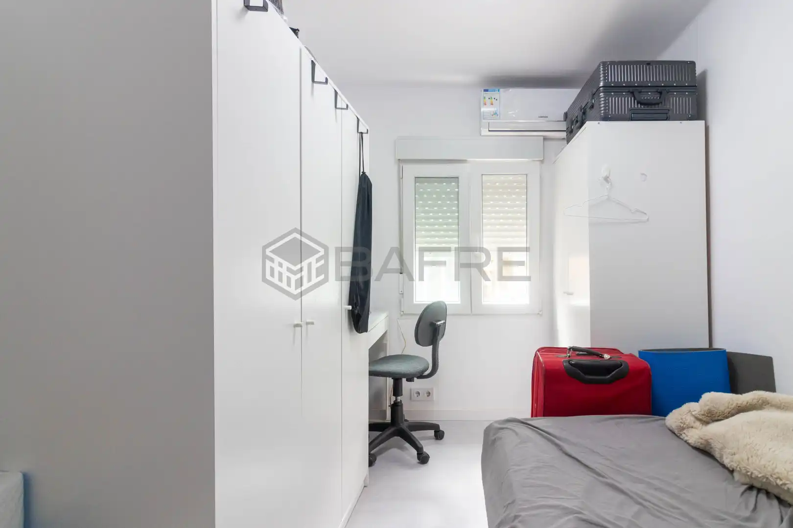 Bedroom of Flat for sale in Madrid  with Air Conditioner