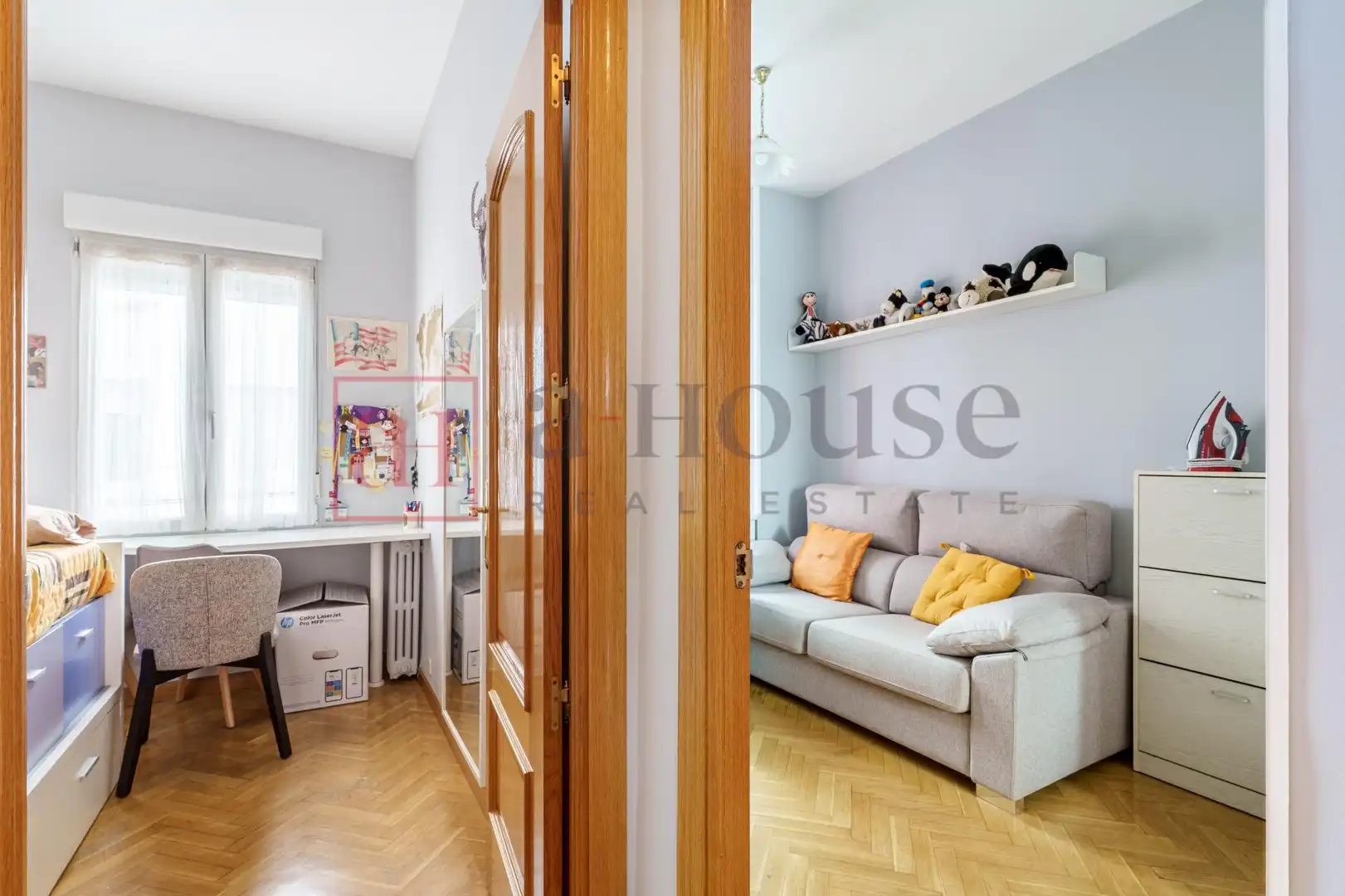 Bedroom of Flat for sale in Madrid  with Air Conditioner, Heating and Parquet flooring