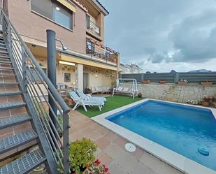 Swimming pool of Single-family semi-detached for sale in Piera  with Heating, Private garden and Parquet flooring