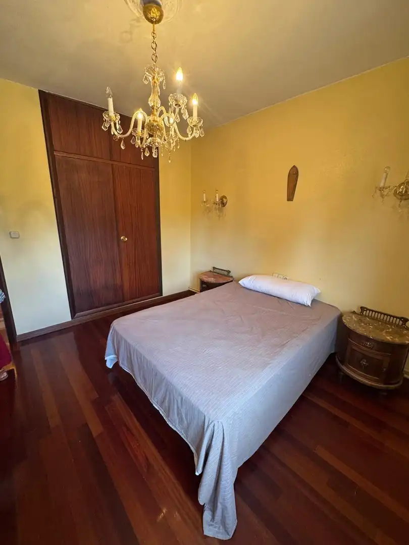 Dormitori de Apartament en venda en Medina de Rioseco amb Calefacció, Traster i Moblat