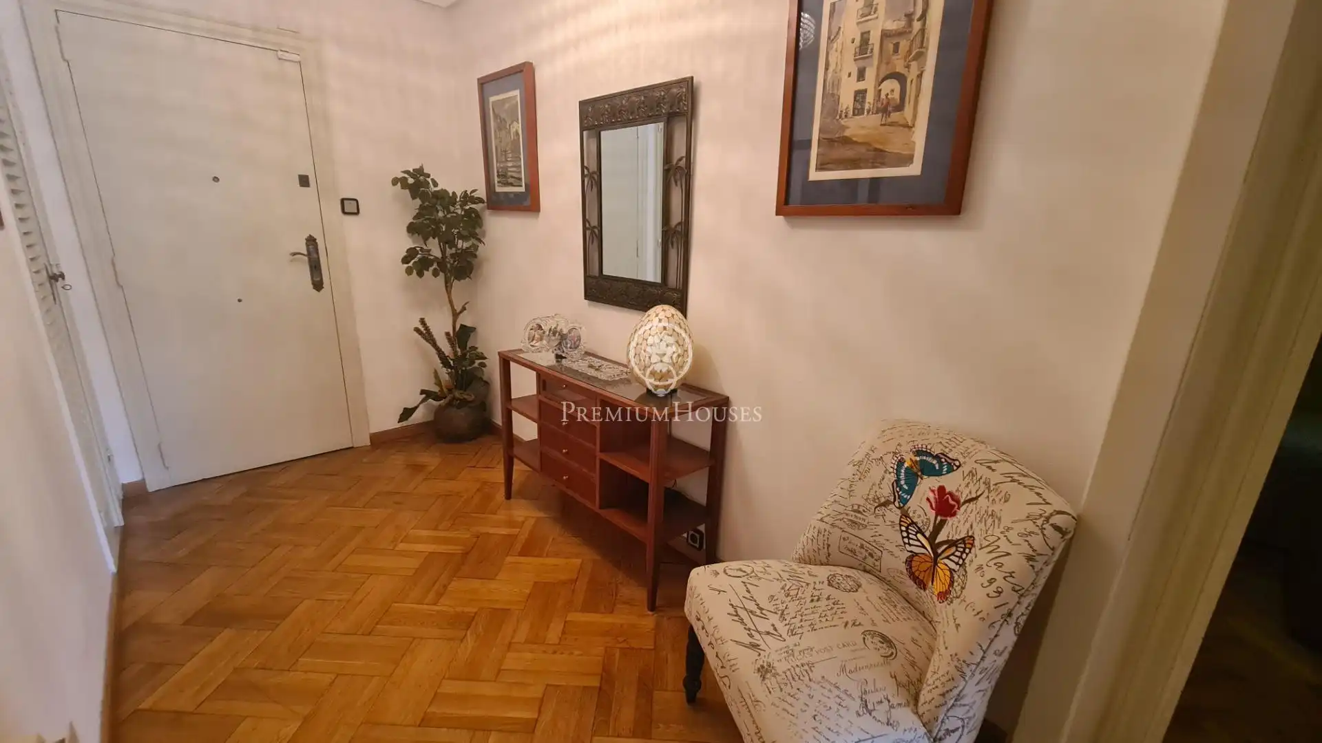 Sala de estar de Planta baja en venta en Barcelona con Calefacción y Terraza