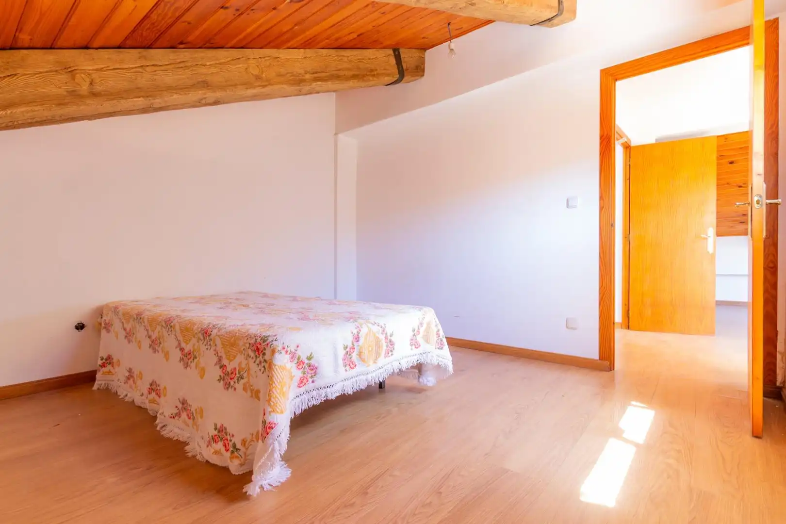 Dormitori de Casa o xalet en venda en Águilas amb Jardí privat, Terrassa i Traster