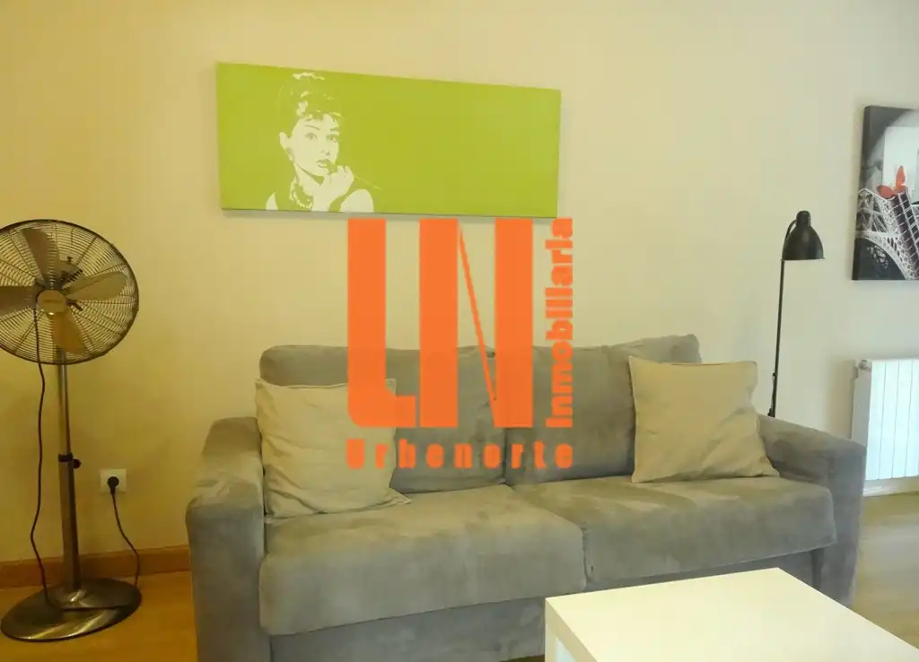 Sala de estar de Piso en venta en Villanueva de la Cañada con Calefacción, Parquet y Terraza