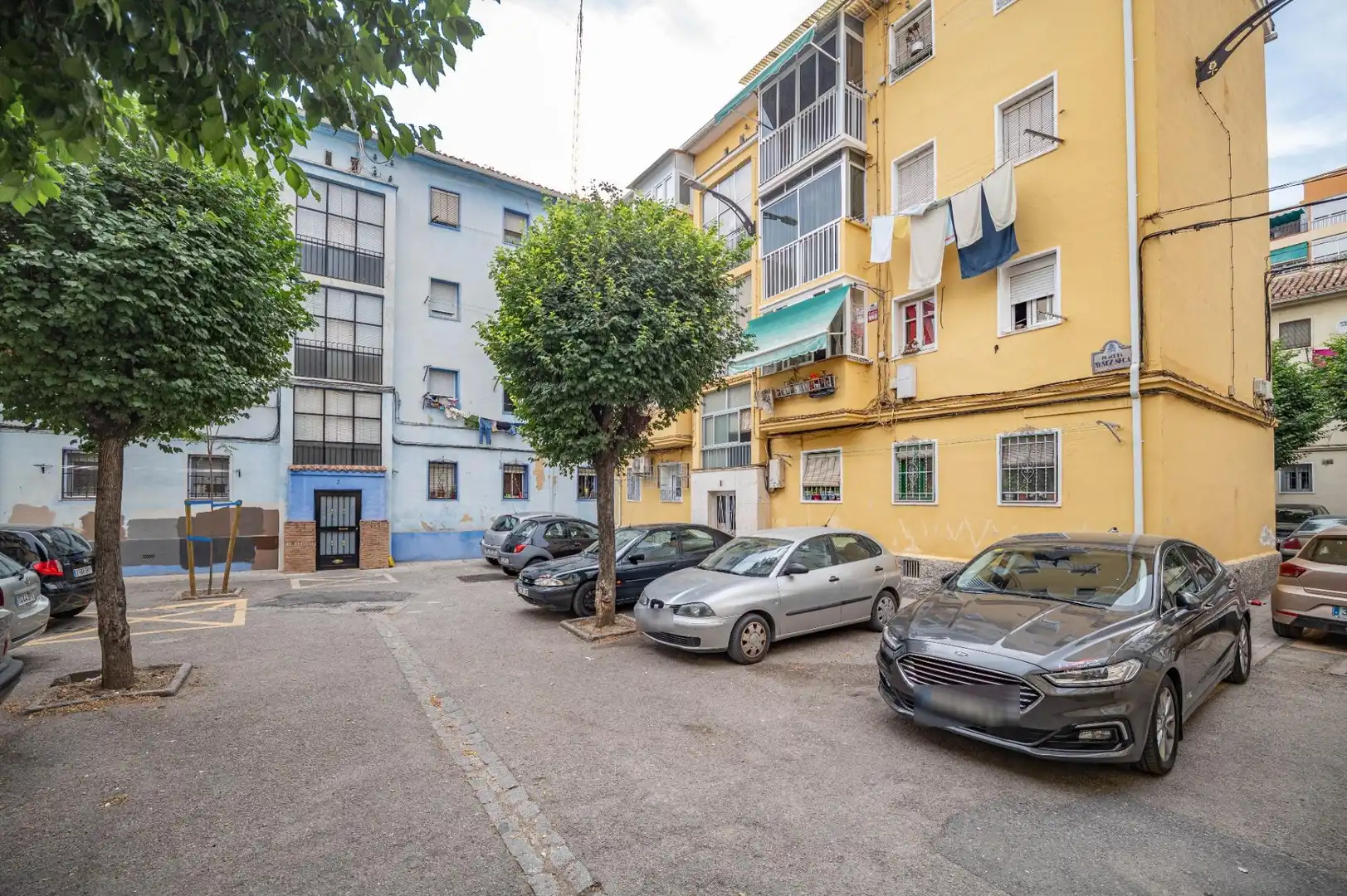 Vista exterior de Piso en venta en Granada