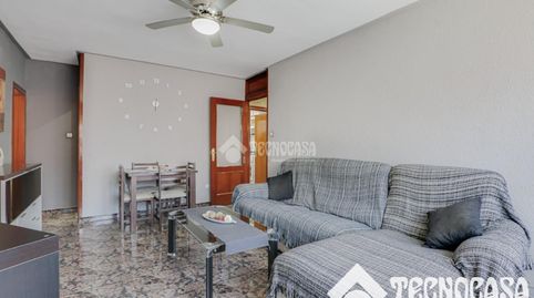 Photo 2 of Flat for sale in Sant Vicenç Dels Horts, Barcelona