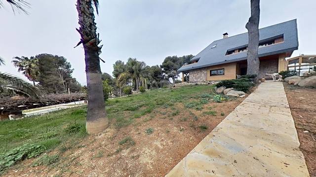 Casa-chalet en Venta en Covamar