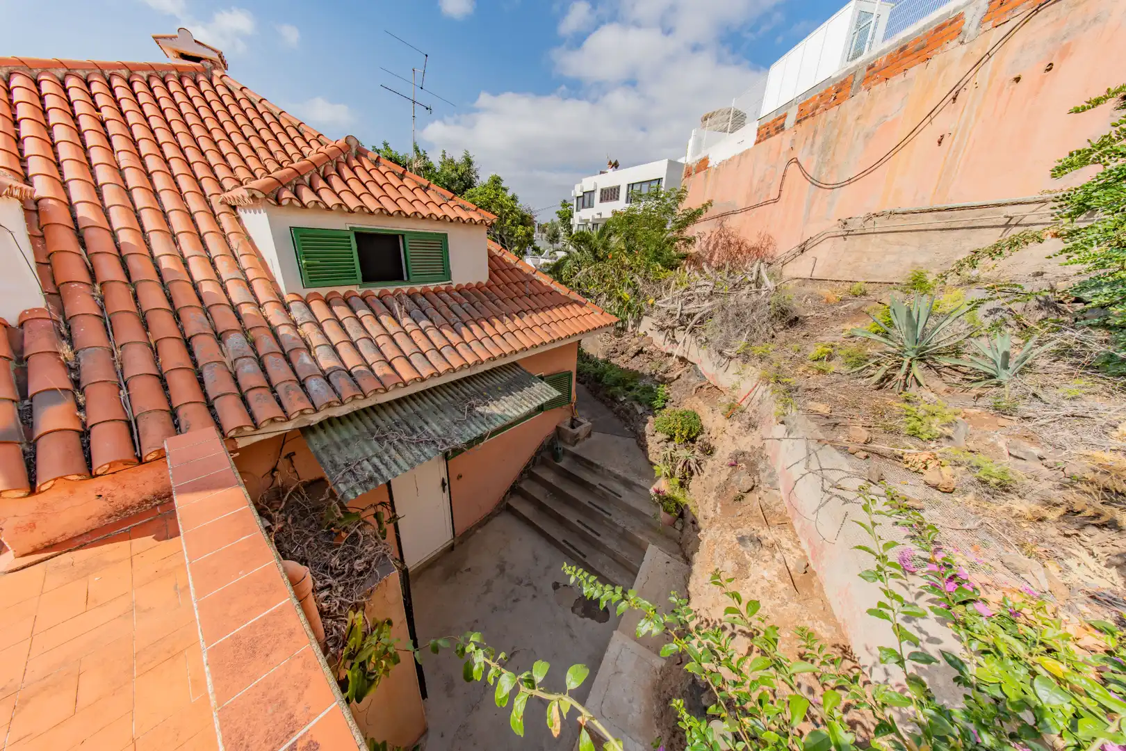 Vista exterior de Casa o xalet en venda en Santa Cruz de Tenerife amb Jardí privat, Terrassa i Piscina
