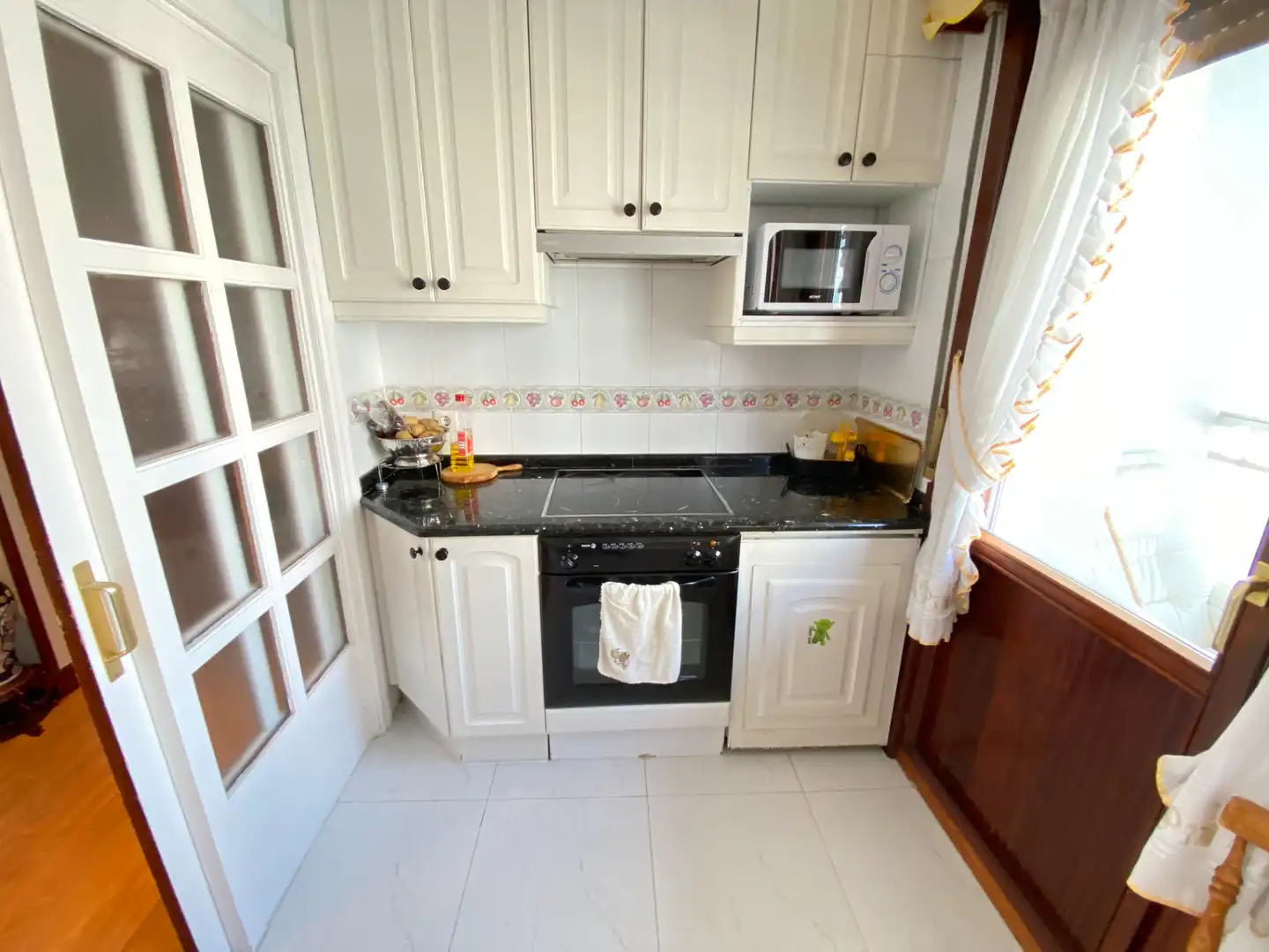 Cocina de Piso en venta en Gernika-Lumo con Calefacción, Terraza y Amueblado