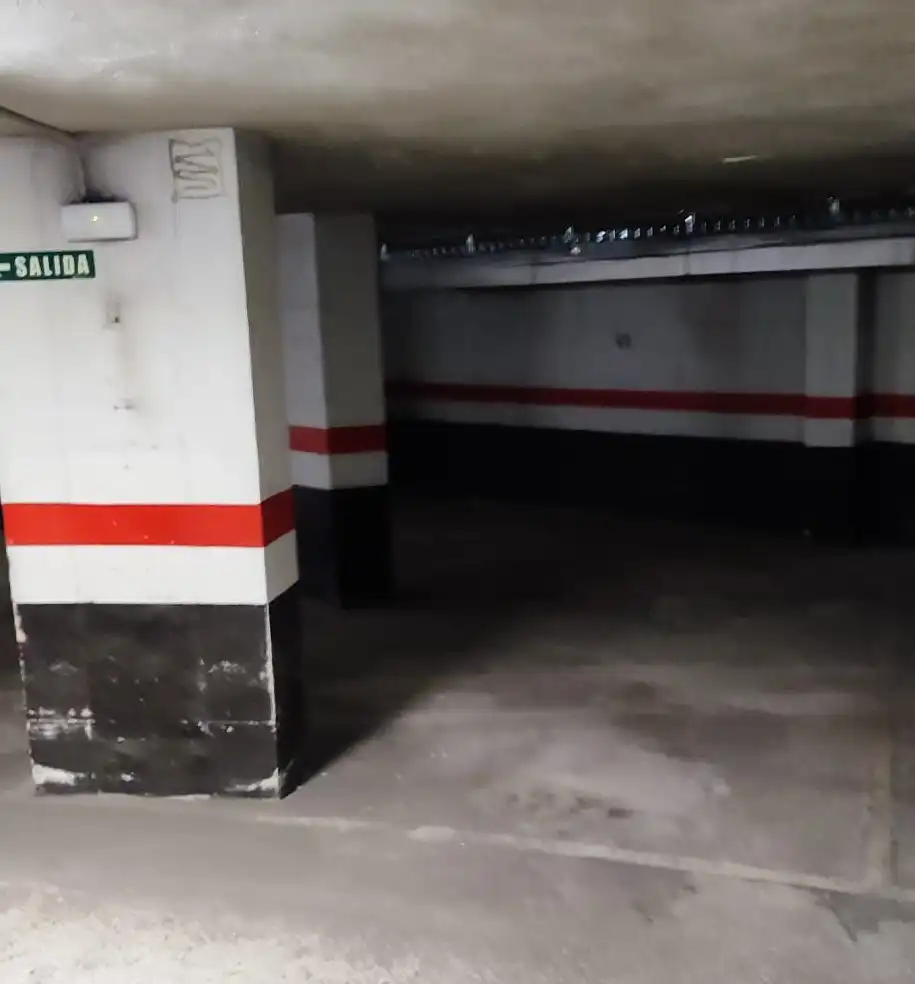 Parking de Garaje en venta en  Pamplona / Iruña