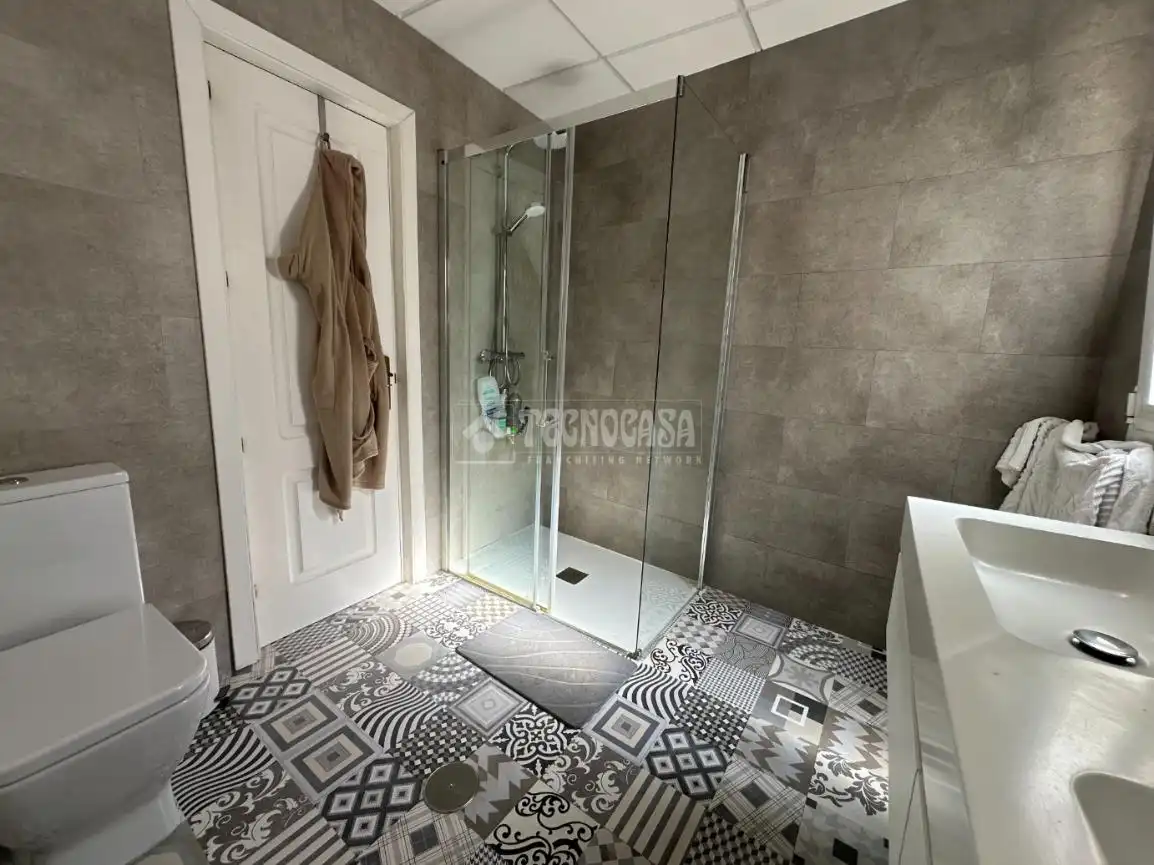 Bathroom of Flat for sale in Jerez de la Frontera  with Air Conditioner, Heating and Terrace