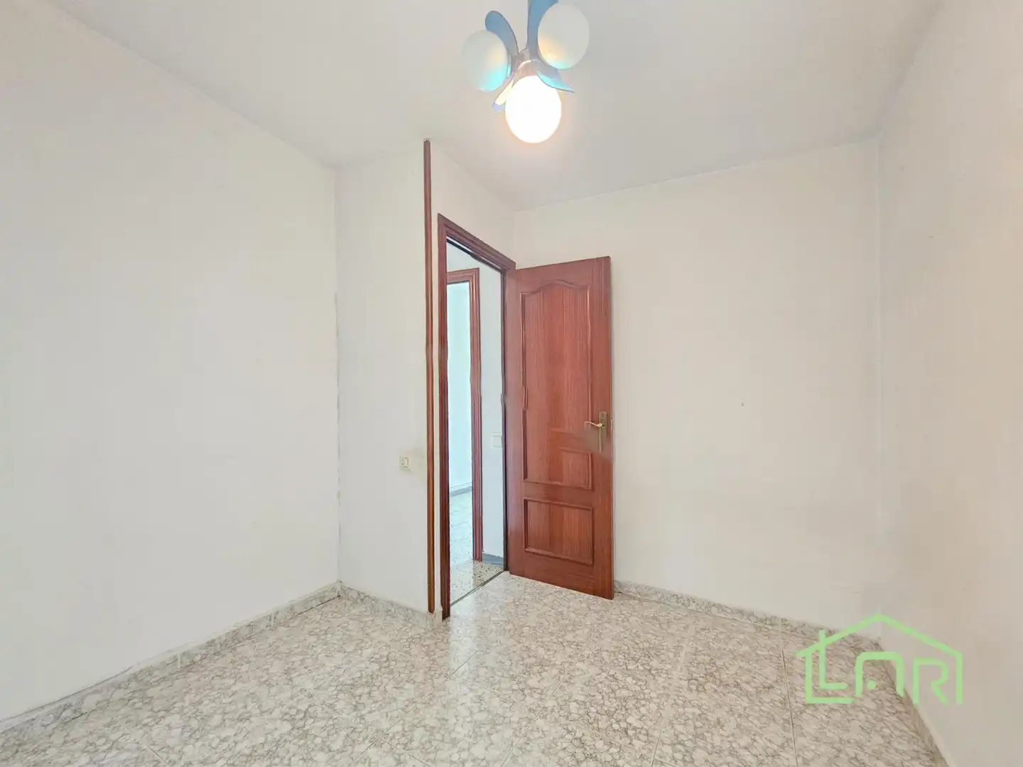 Dormitori de Pis en venda en Sant Feliu de Llobregat amb Aire condicionat, Calefacció i Balcó
