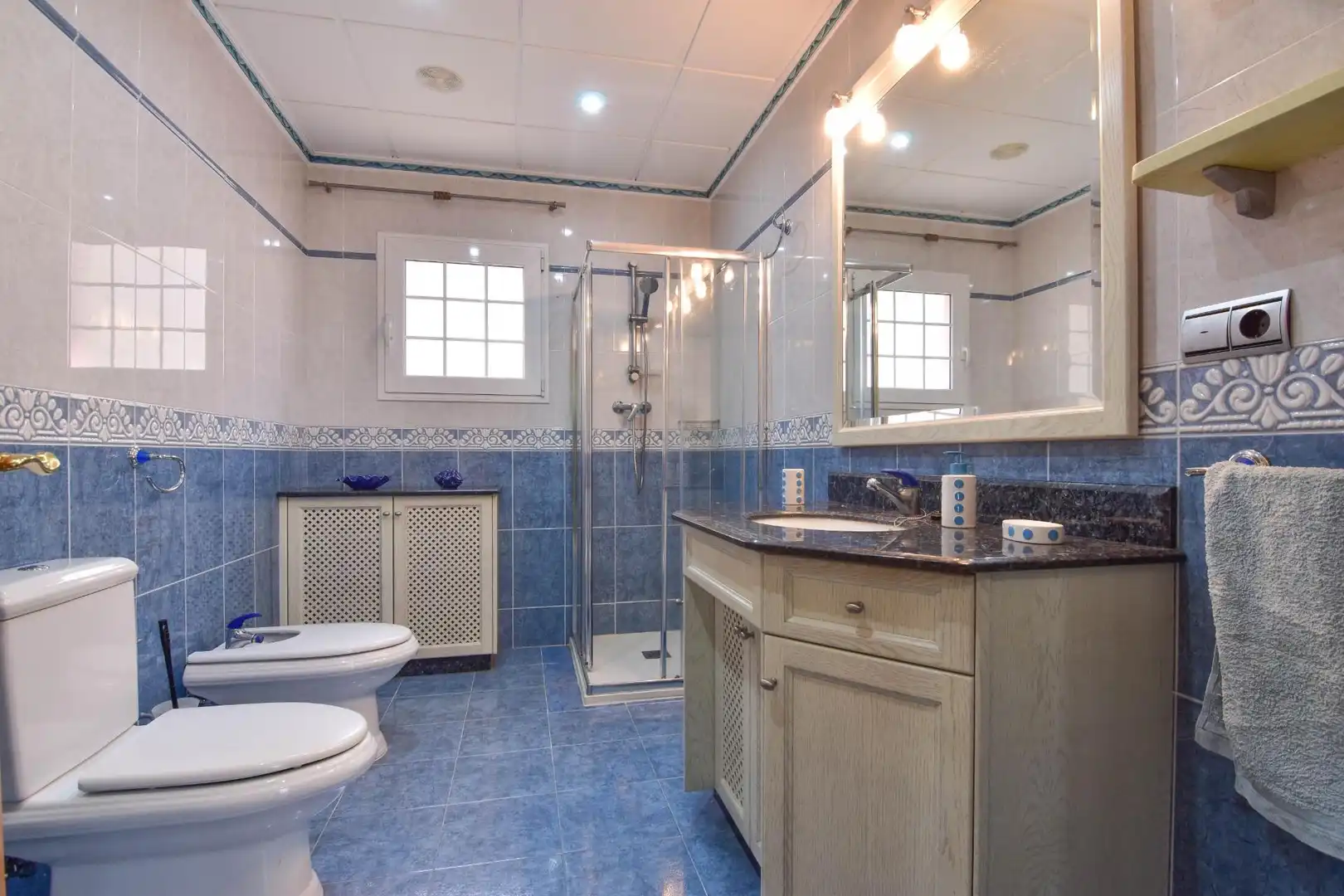 Baño de Casa o chalet en venta en Canals con Aire acondicionado, Calefacción y Terraza