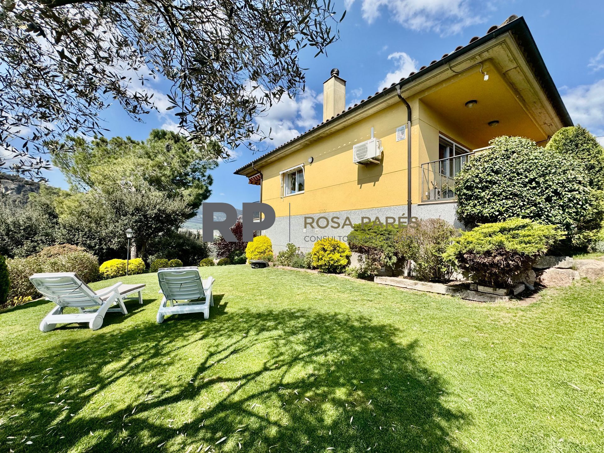 Vista exterior de Casa o xalet en venda en Seva amb Calefacció, Jardí privat i Terrassa