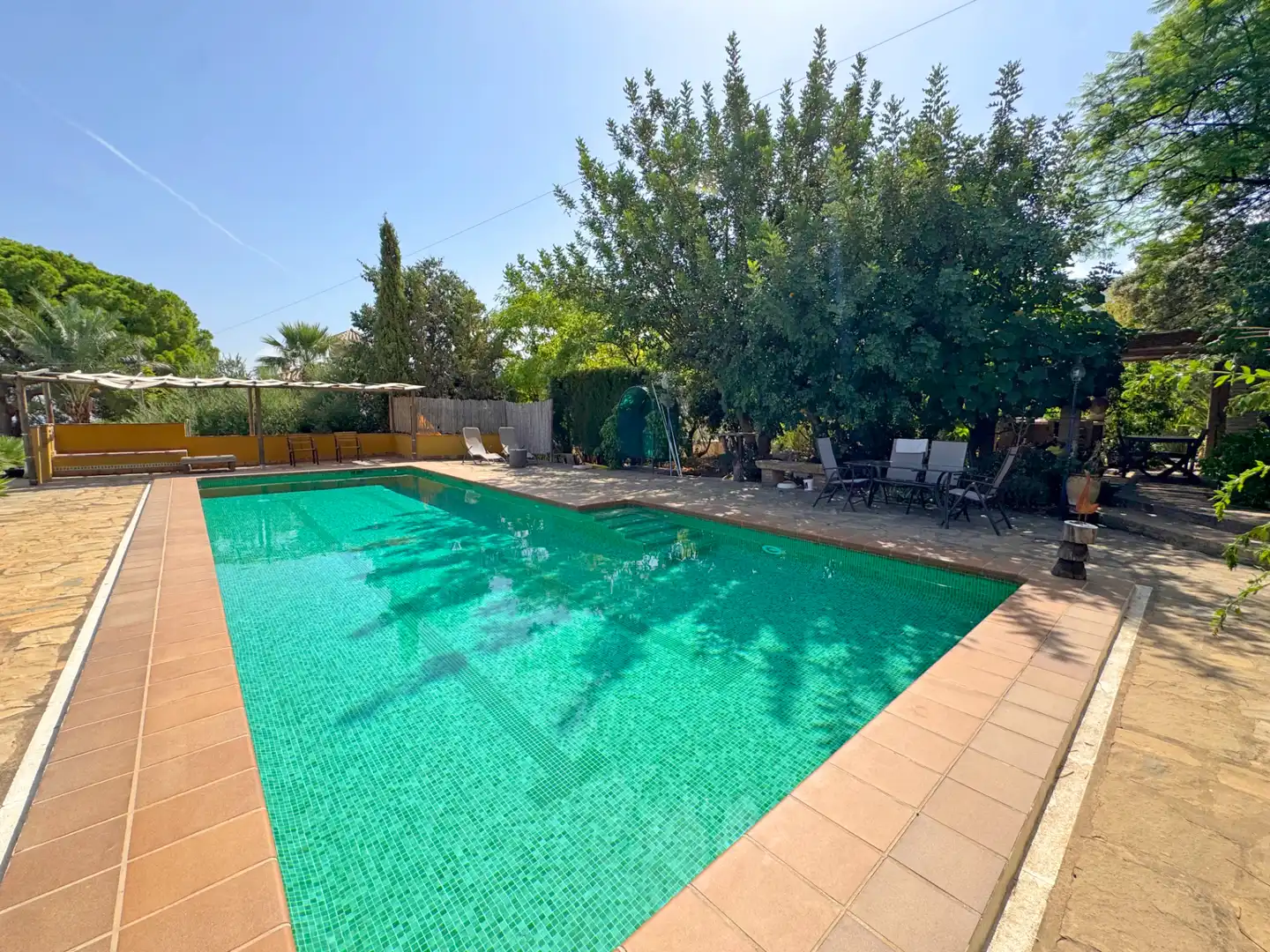Piscina de Casa o xalet en venda en Alhaurín de la Torre amb Aire condicionat, Calefacció i Jardí privat