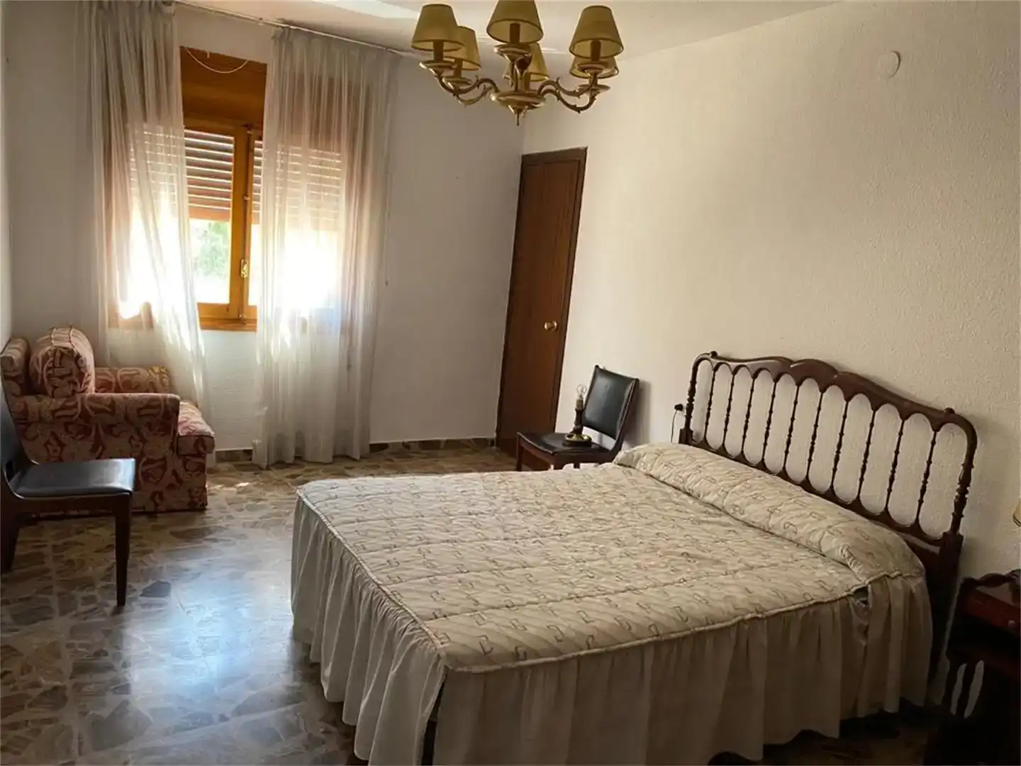 Habitación de Casa adosada en venta en El Frasno con Jardín privado y Balcón