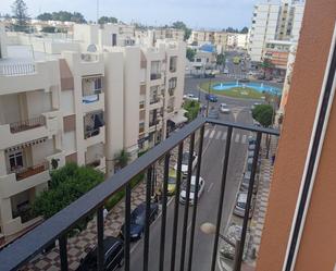 Vista exterior de Apartament en venda en El Puerto de Santa María amb Balcó