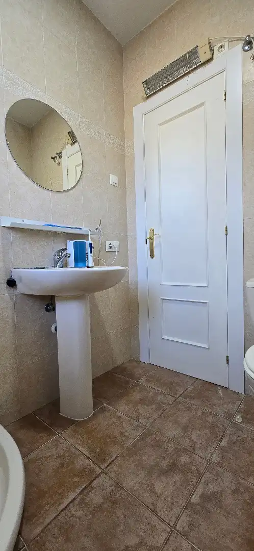 Baño de Casa o chalet en venta en Zarzuela del Monte con Aire acondicionado, Calefacción y Jardín privado