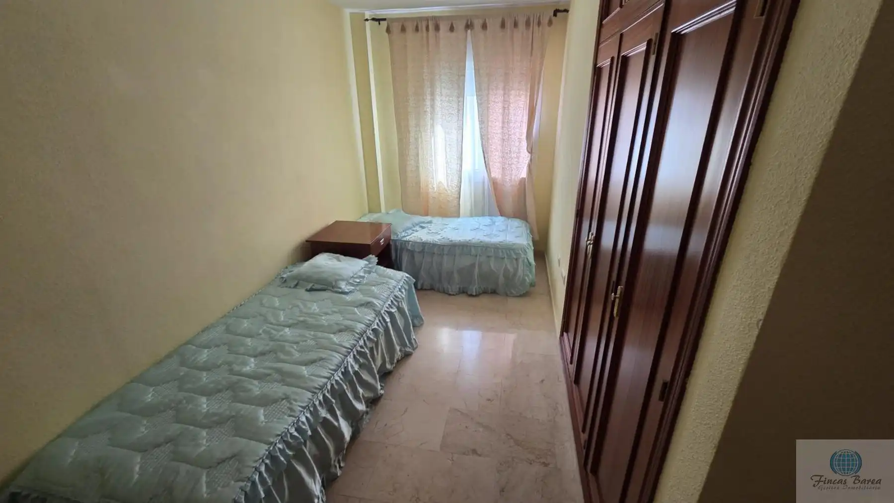 Bedroom of Flat for sale in Fuengirola  with Air Conditioner, Terrace and Community pool