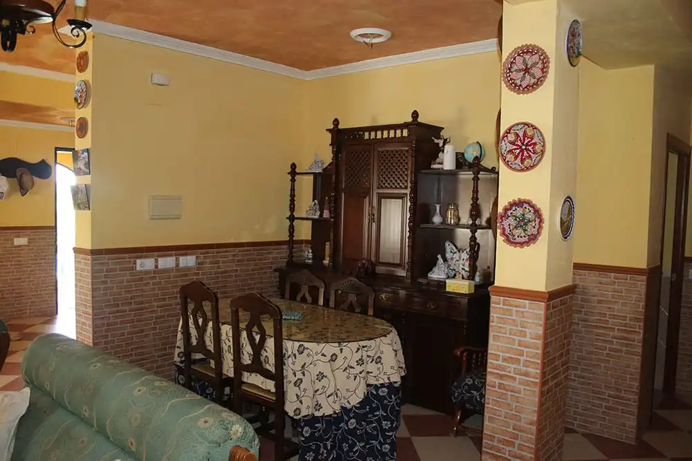 Chalet con piscina en venta en Carmona, imagen 6
