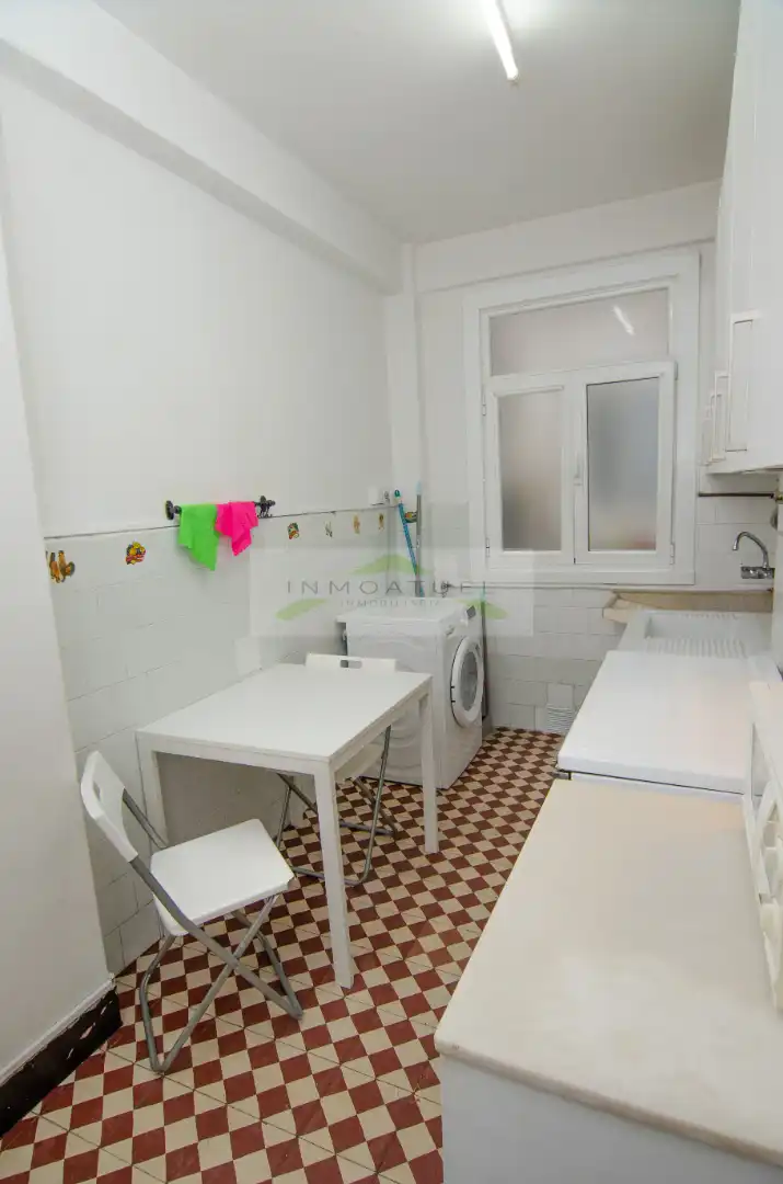Kitchen of Flat for rent in A Coruña Capital   with Furnished, Oven and Washing machine