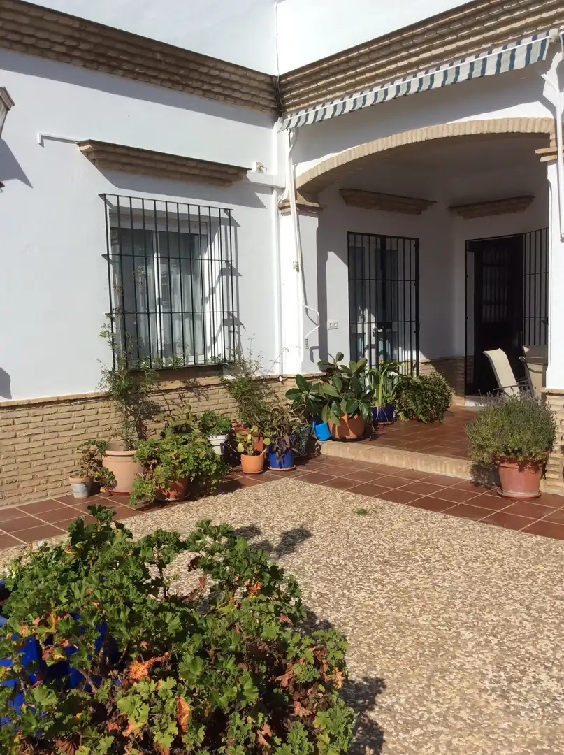 Jardí de Casa o xalet en venda en Espartinas amb Aire condicionat, Calefacció i Jardí privat