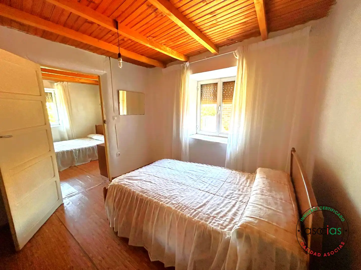 Dormitori de Casa o xalet en venda en Villazanzo de Valderaduey amb Jardí privat, Terrassa i Moblat