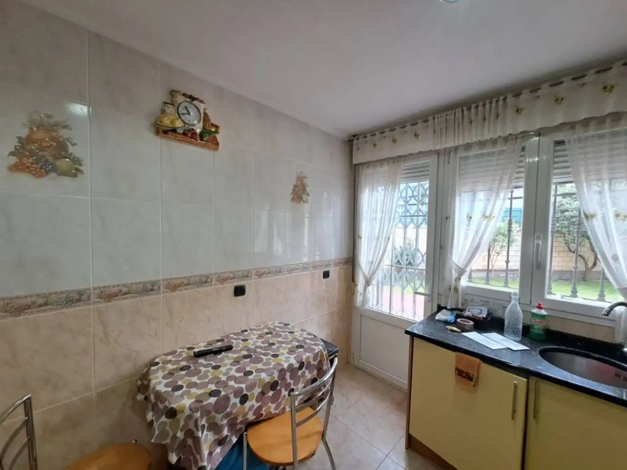 Kitchen of Flat for sale in Burgos  with Heating, Private garden and Parquet flooring