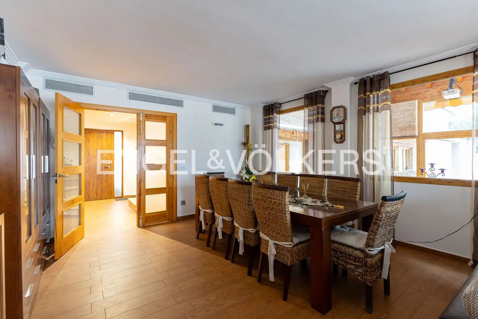 Comedor de Casa o chalet en venta en Venturada con Aire acondicionado, Calefacción y Jardín privado