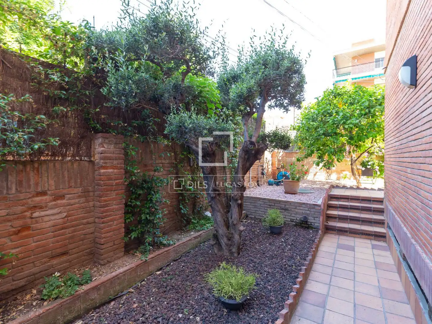 Jardín de Piso en venta en Esplugues de Llobregat con Aire acondicionado, Calefacción y Jardín privado