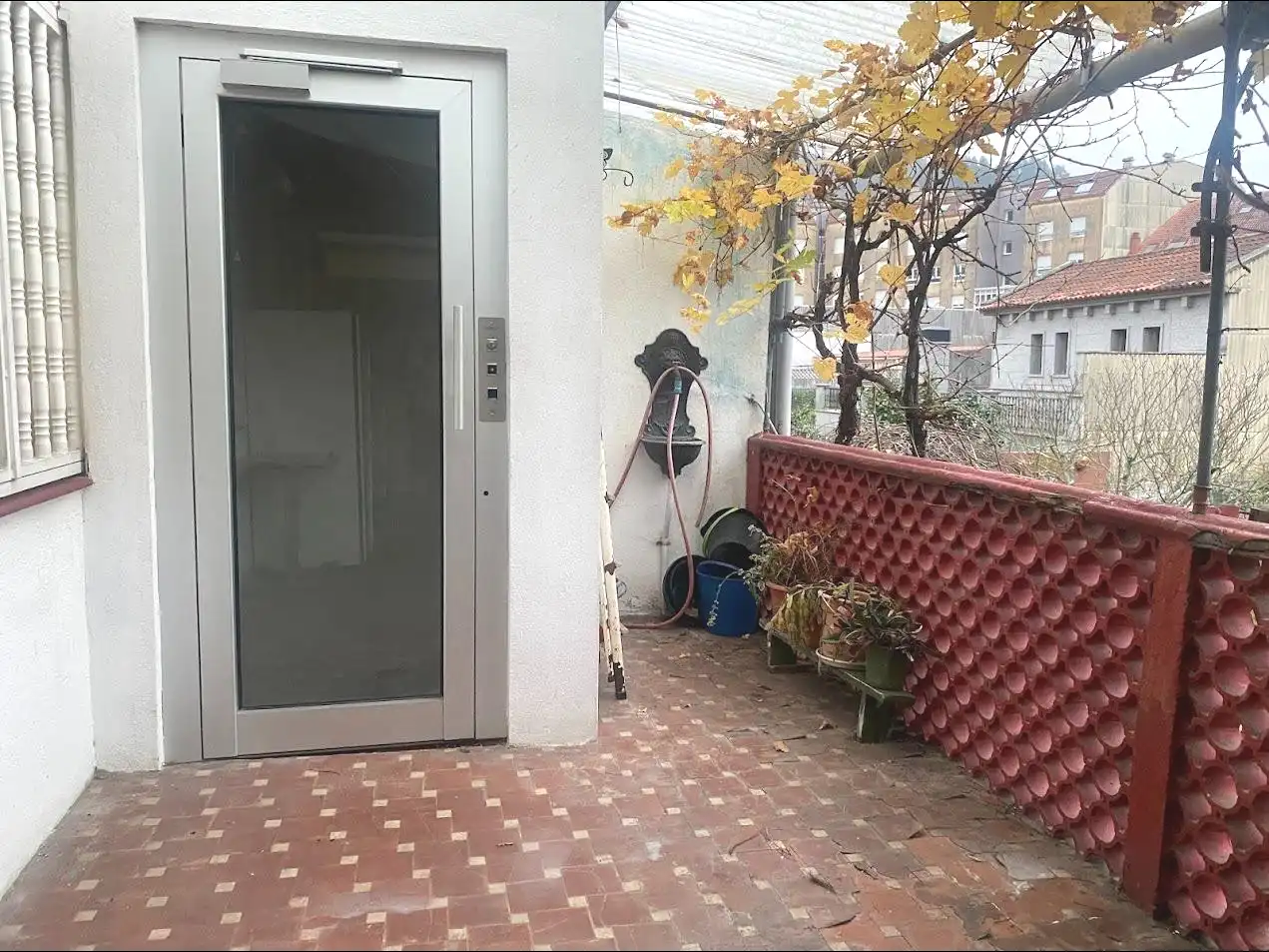 Balcony of Houses for sale in Caldas de Reis  with Heating, Private garden and Terrace