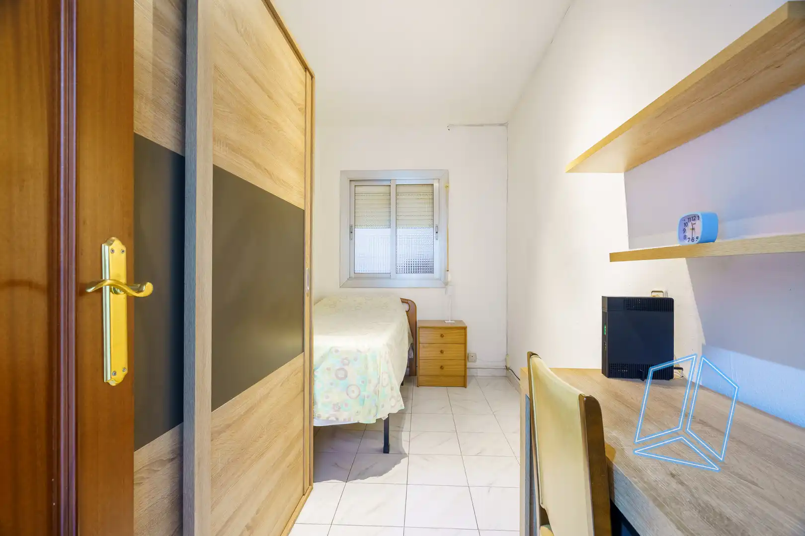 Habitación de Piso en venta en Barcelona con Balcón