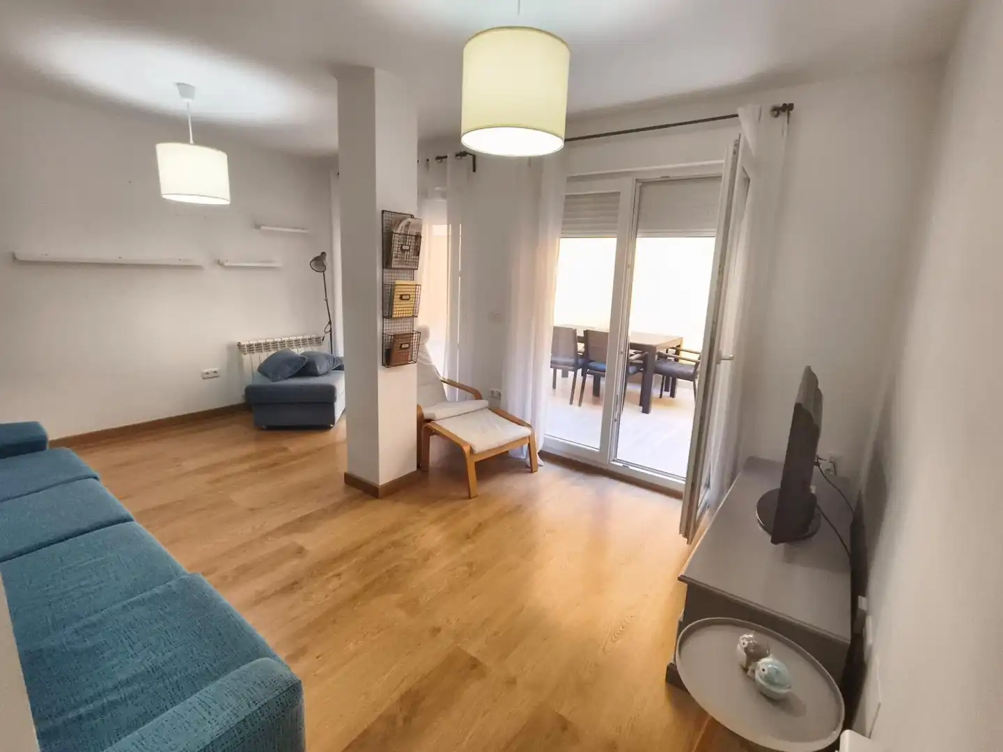Sala d'estar de Pis de lloguer en Ponferrada amb Calefacció, Terrassa i Traster