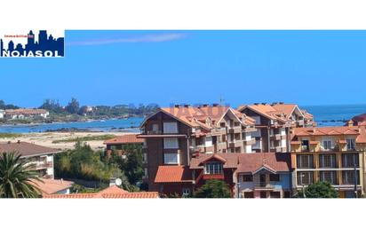 Vista exterior de Apartament en venda en Noja amb Terrassa i Balcó