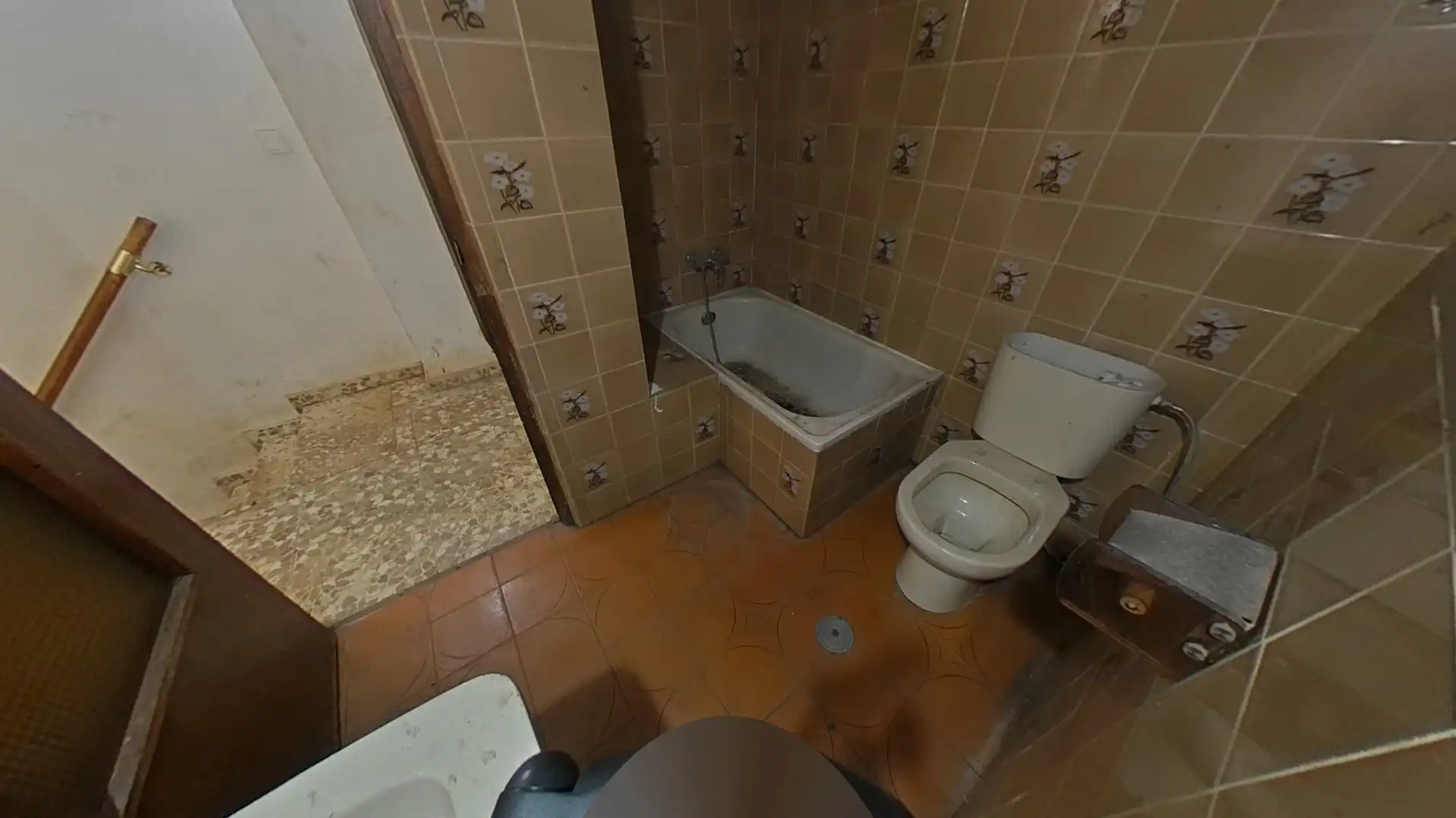 Bathroom of Houses for sale in Sevilla  with Terrace