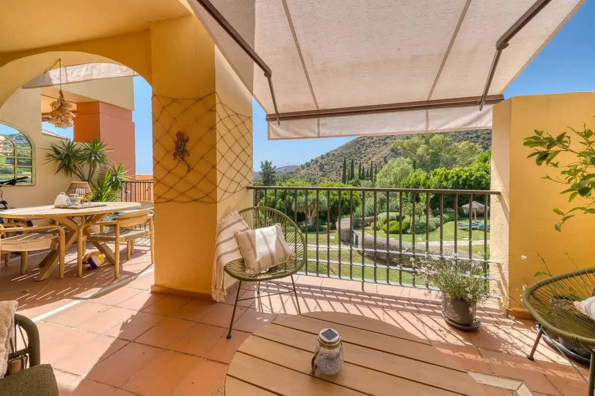 Terrace of Apartments for rent in Benahavís  with Air Conditioner, Terrace and Community pool