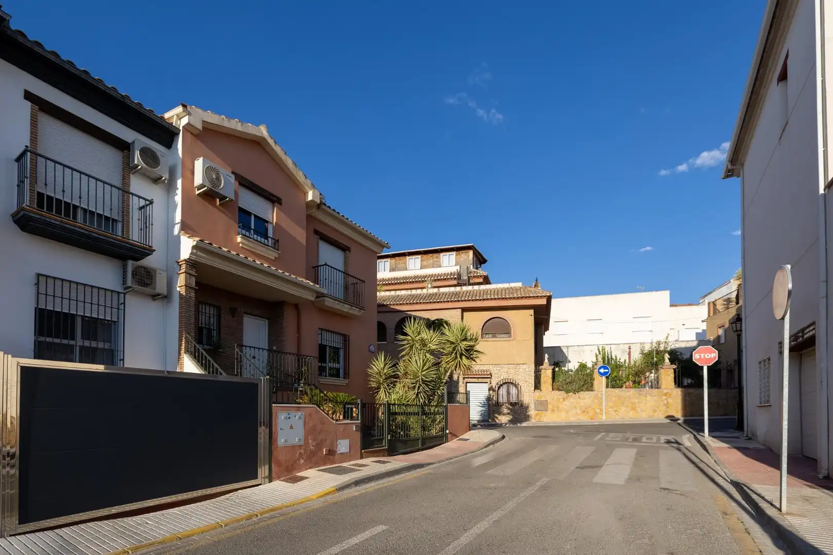 Casa a schiera in vendita a VIOLETA SIERRA NEVADA, imagen 2
