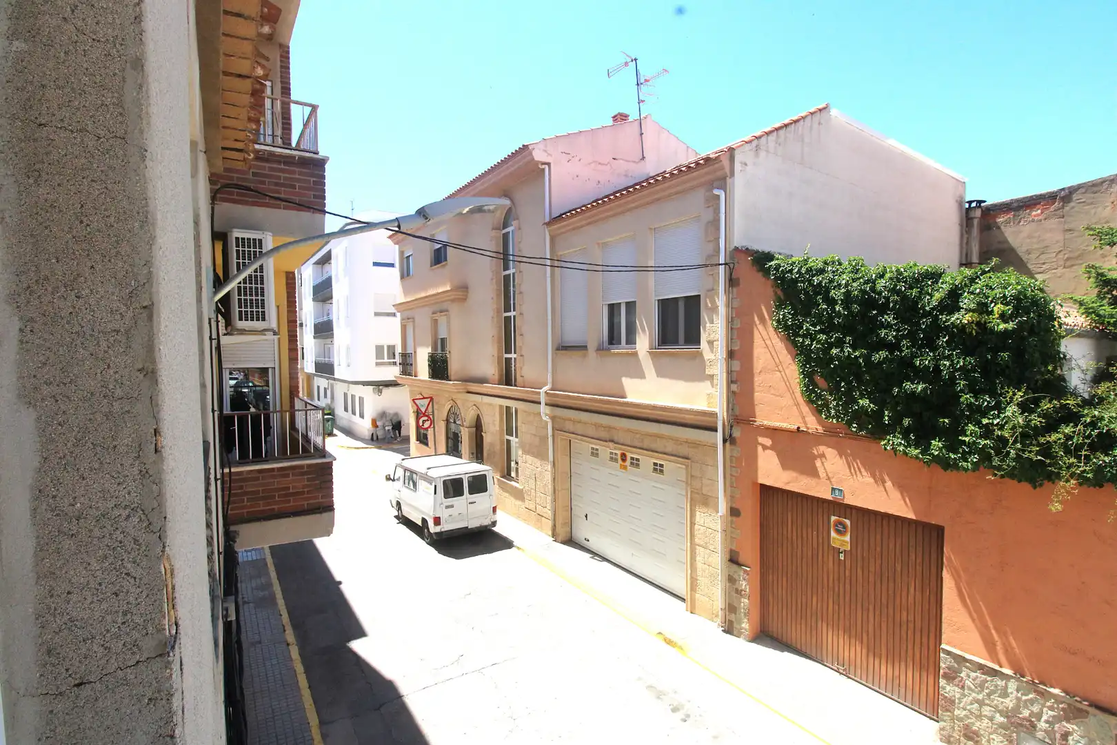 Vista exterior de Casa adosada en venta en Almansa con Terraza y Trastero