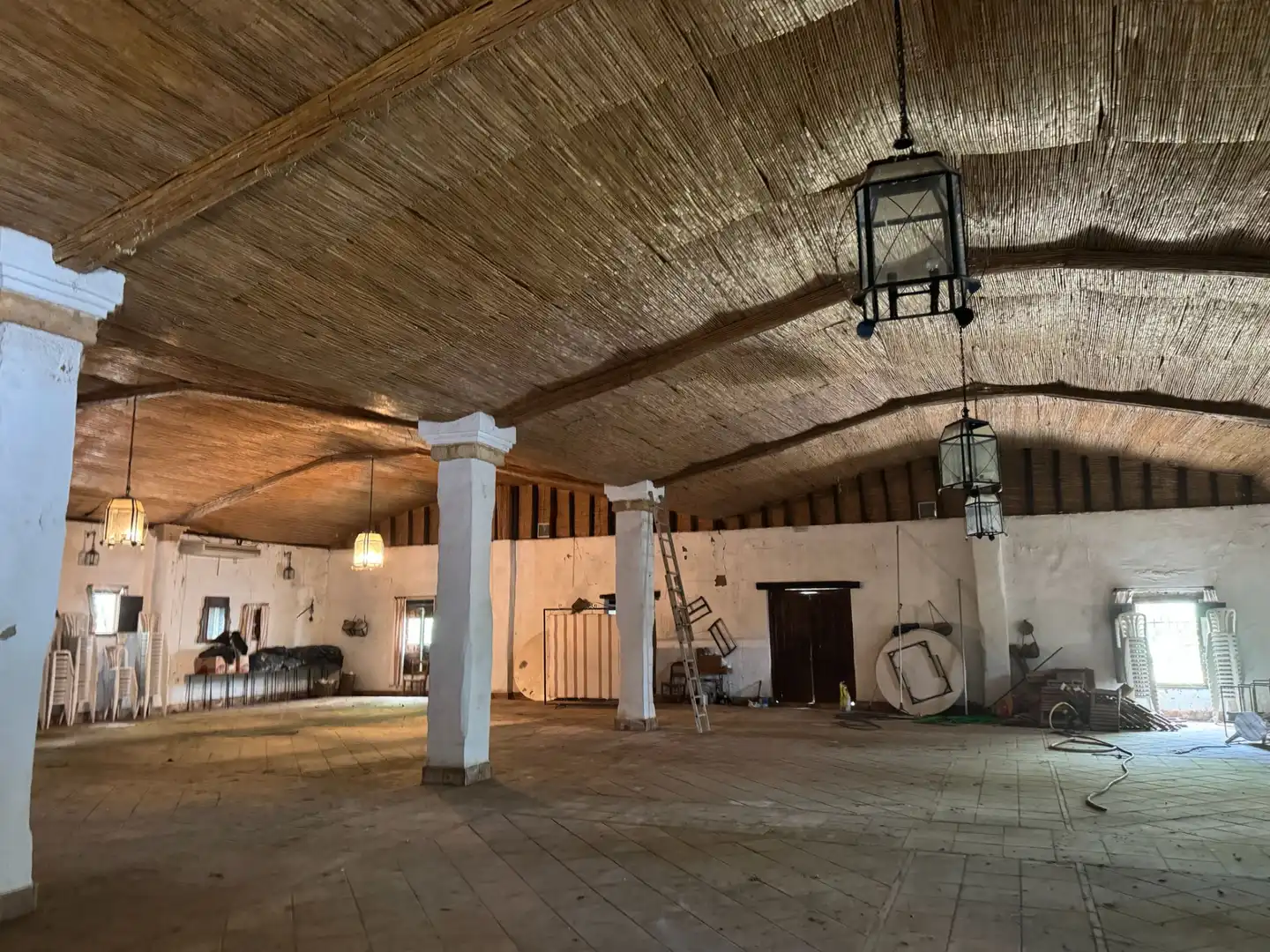 Gebäude zum Verkauf in Marchena mit Gemeinschaftspool