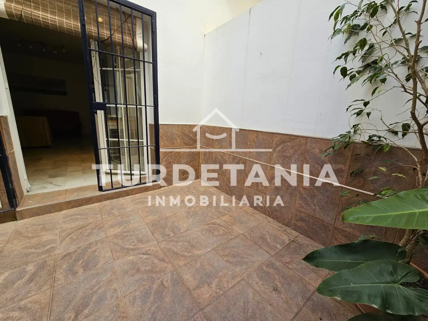 Ground floor for sale in V Centenario - Piletas - Capuchinos