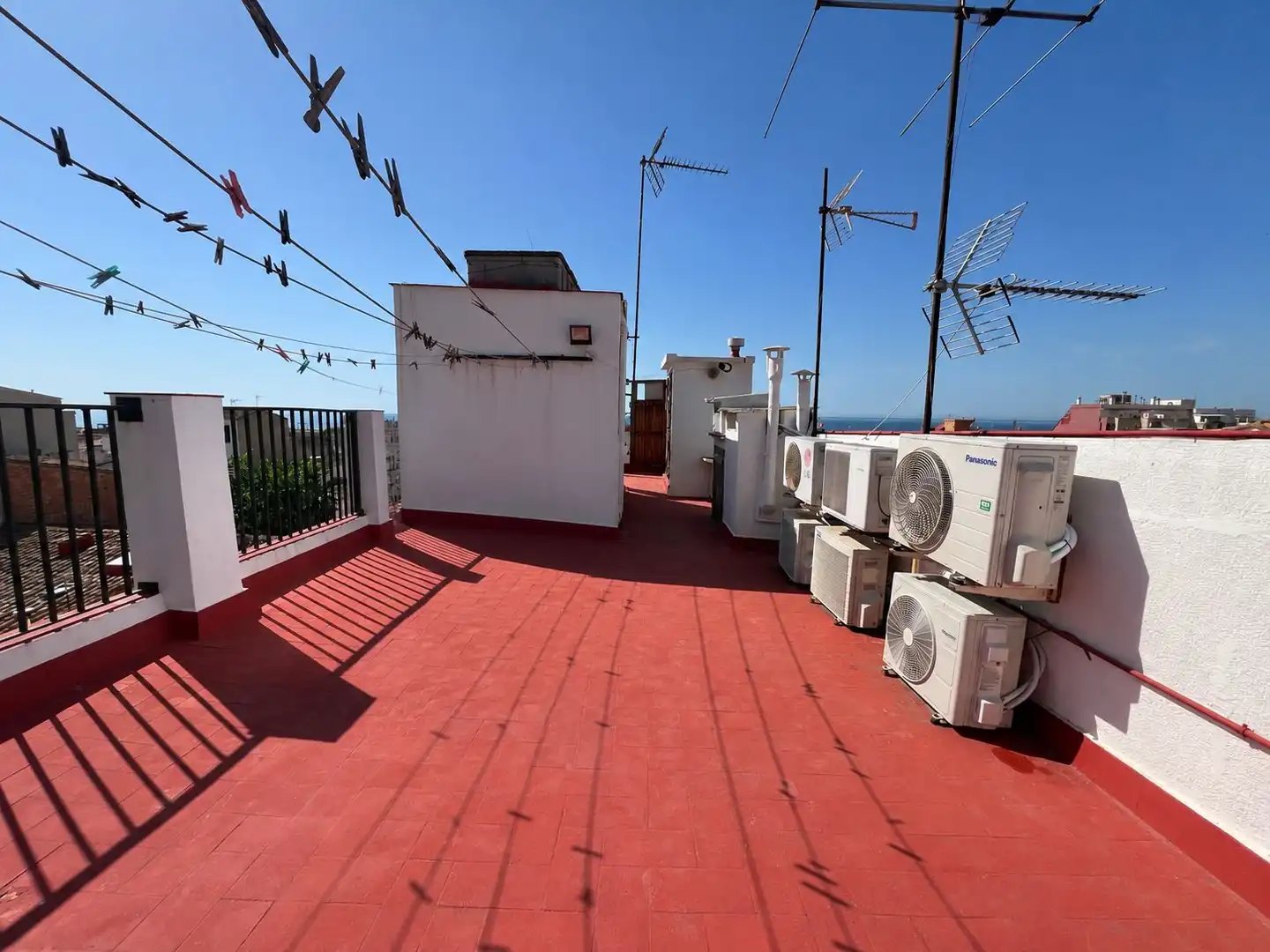 Terrace of Flat for sale in El Masnou  with Air Conditioner, Storage room and Oven