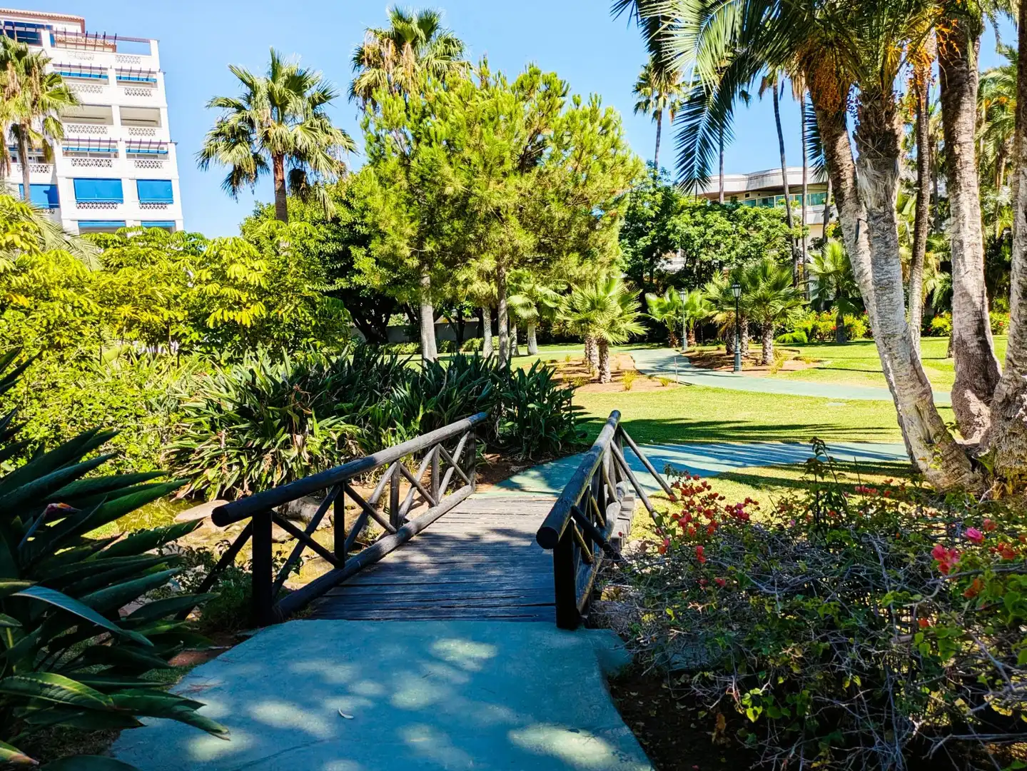Exterior view of Flat for sale in Marbella  with Air Conditioner, Heating and Private garden