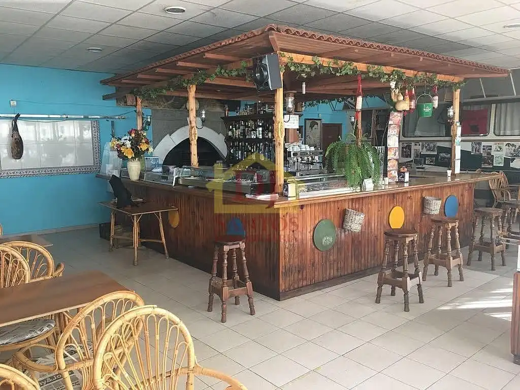 Local en venta en Carrascal de Barregas con Amueblado