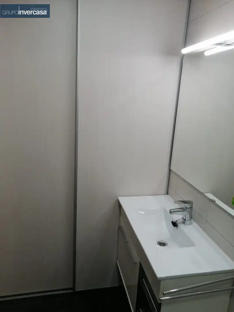 Badezimmer von Wohnung zur Miete in Quart de Poblet mit Klimaanlage, Heizung und Möbliert