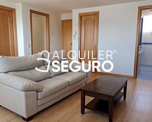 Living room of Flat to rent in  Madrid Capital  with Air Conditioner, Heating and Furnished